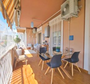 Apartament na sprzedaż w Silvi Marina – 111 m², 3 sypialnie, po remoncie, blisko plaży