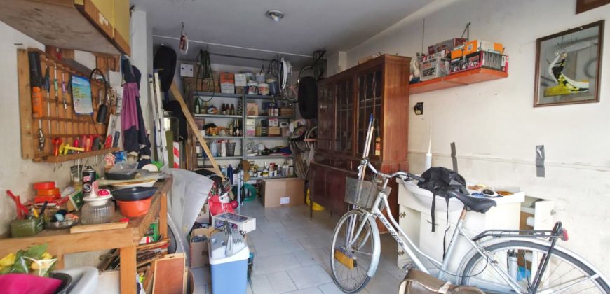 Apartament z tarasem i widokiem na morze w Silvi Marina – 133 m², 4 sypialnie, garaż
