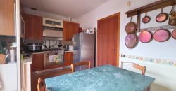 Apartament z tarasem i widokiem na morze w Silvi Marina – 133 m², 4 sypialnie, garaż