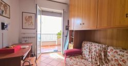 Apartament z tarasem i widokiem na morze w Silvi Marina – 133 m², 4 sypialnie, garaż