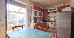 Apartament z tarasem i widokiem na morze w Silvi Marina – 133 m², 4 sypialnie, garaż